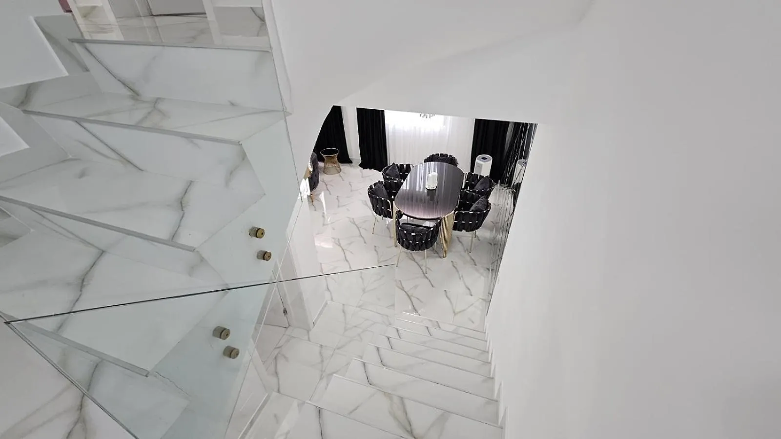 וילה בוקרשט Eva Home