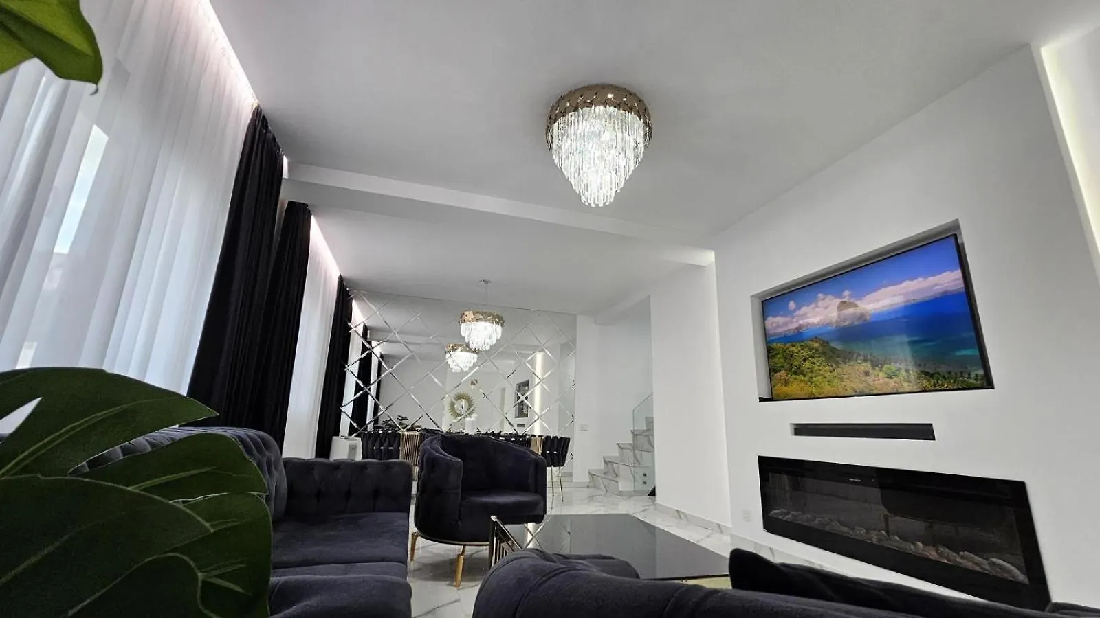 בוקרשט Eva Home 0*,  רומניה